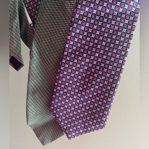 Brooks Brothers & Izod - set of 2 men’s ties